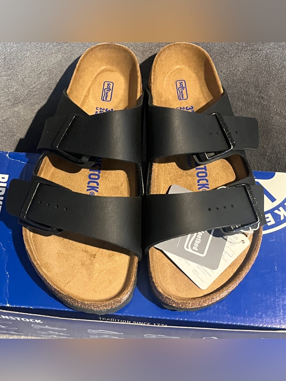 Birkenstock Women’s Arizona Sandals Soft Footbed Black Size 6 US 37 EU - Picture 8 of 12